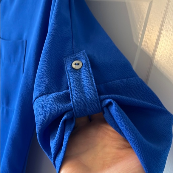 Love Riche Blue Blouse with V-neck and Relaxed Fit - Picture 4 of 8